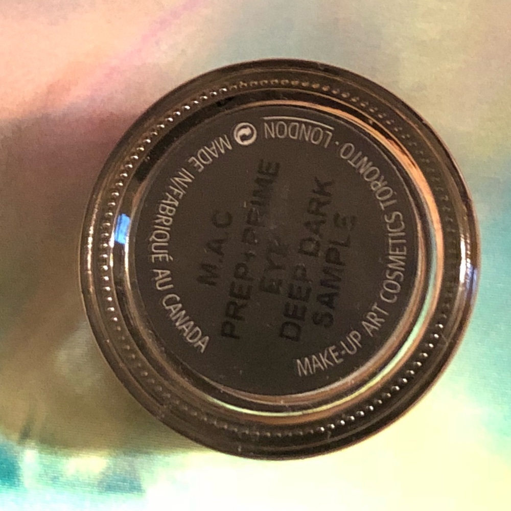 Mac prep and prime eye 🌹deep dark - Picture 2 of 2