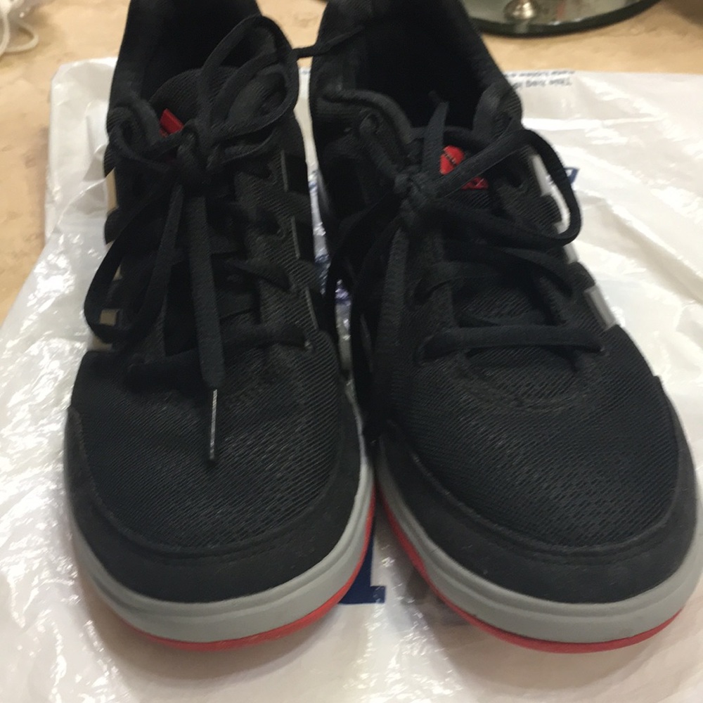 Adidas black and red athletic shoes- like new - Picture 4 of 7