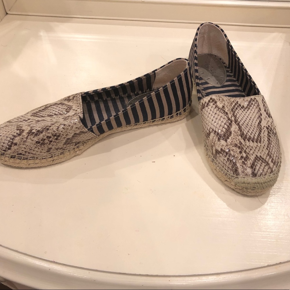 Rachel Roy slip on shoes. 6.5