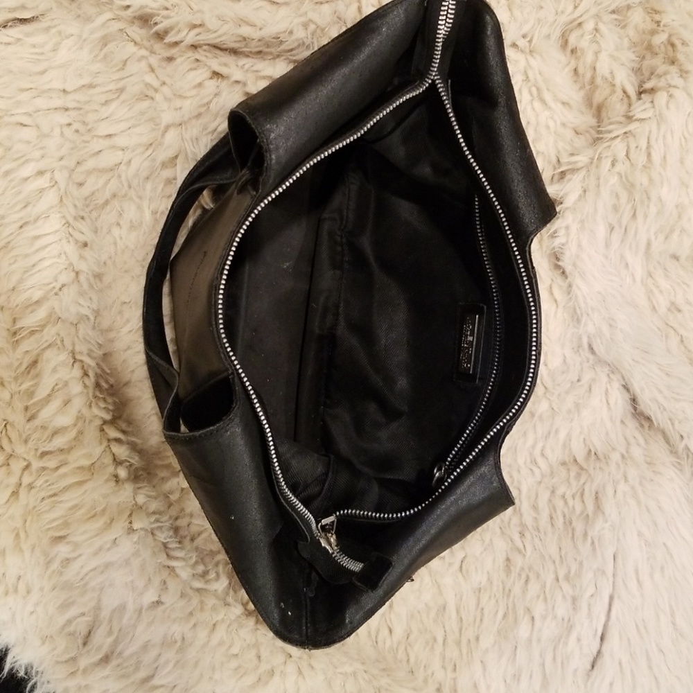 Valentino Handbag - Picture 5 of 11