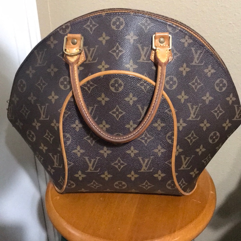 Ellipse Pm Monogram Bowling Brown Leather Tote