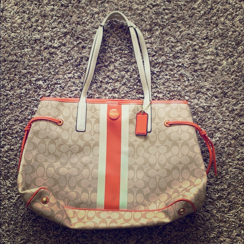Coach weekender bag