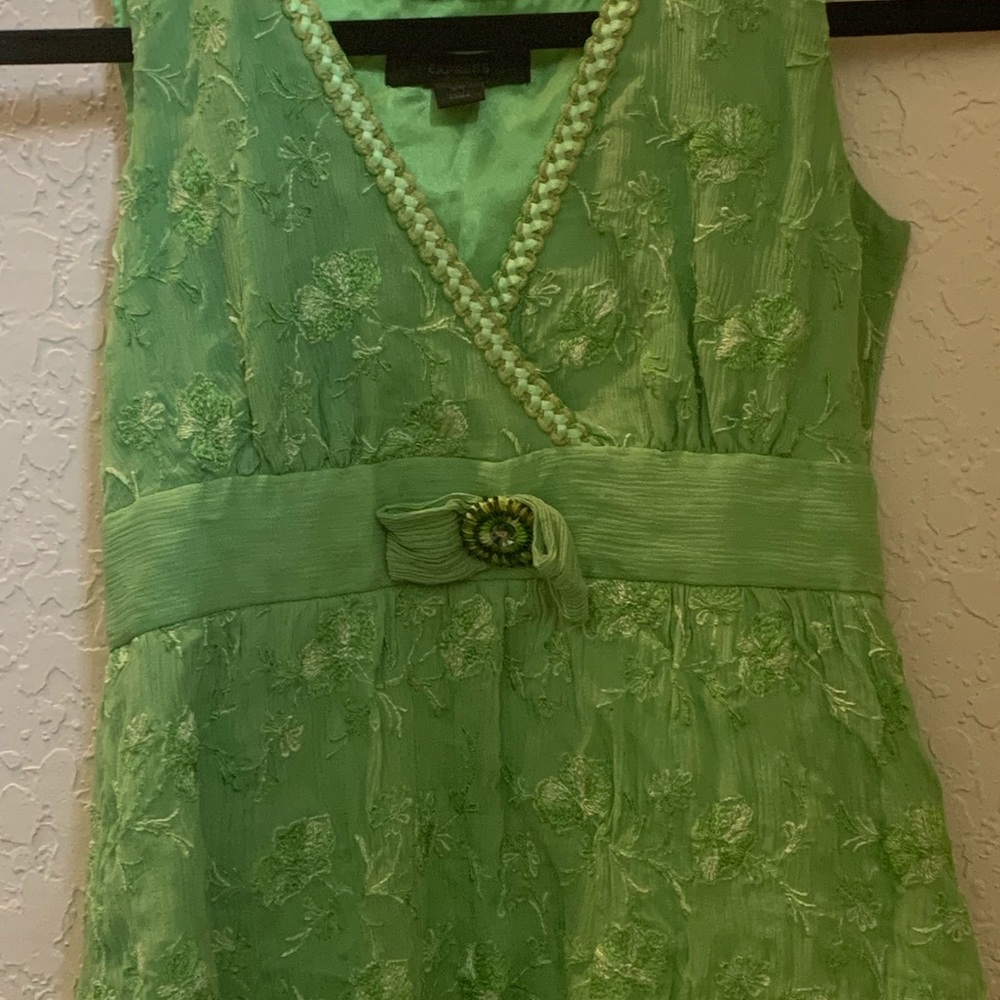 Green Asian-Inspired “Vintage” Express Top EUC