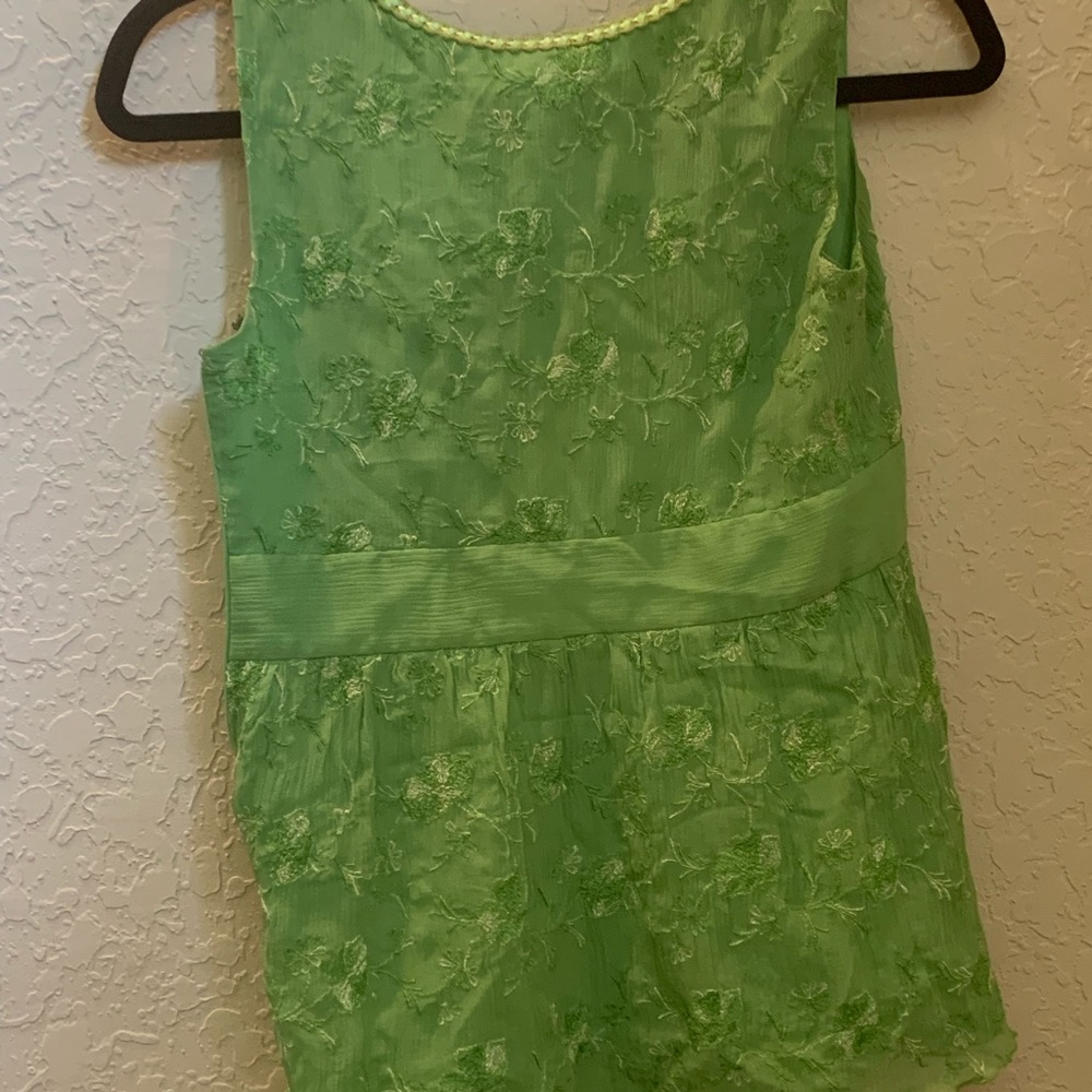 Green Asian-Inspired “Vintage” Express Top EUC - Picture 2 of 2