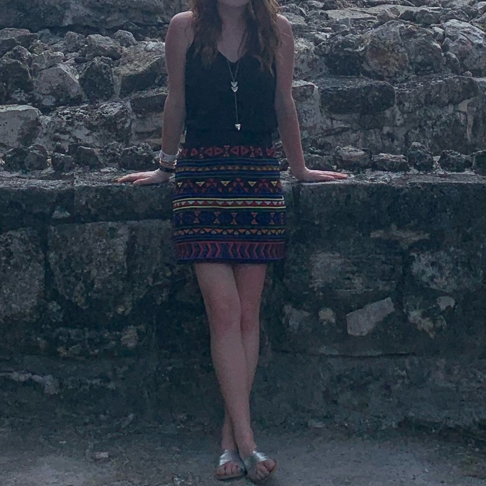 Sam Edelman size 2 mini skirt Aztec print - Picture 5 of 6