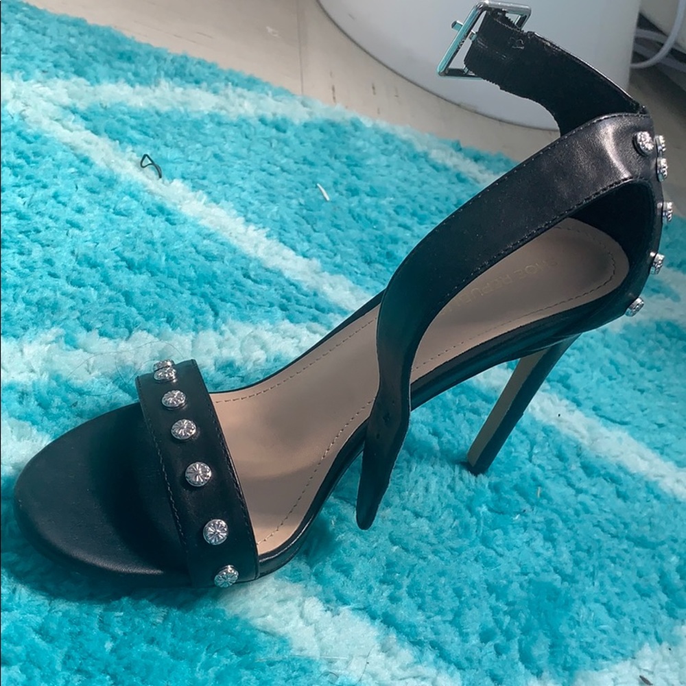 Black sandals