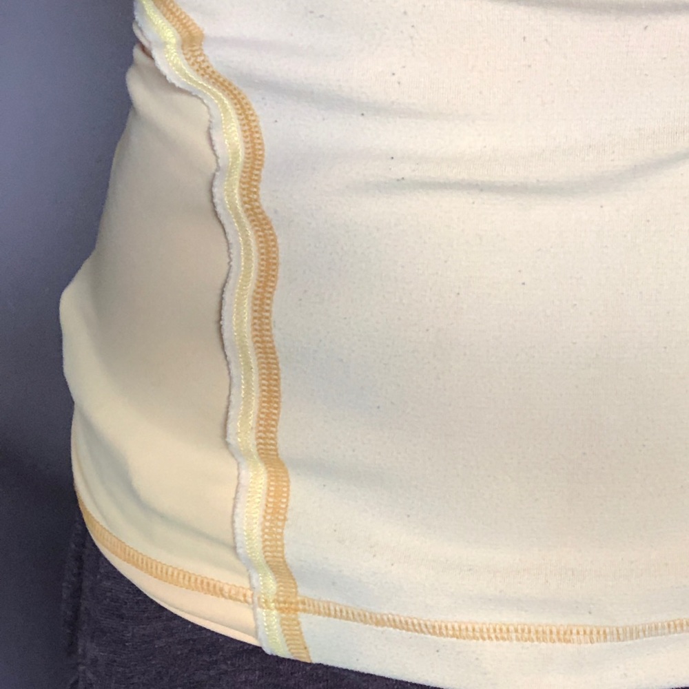 Lululemon Power Up tank in burning yellow - Picture 3 of 5