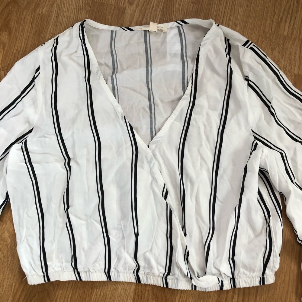 LA Heart striped bell sleeve blouse - Picture 3 of 8