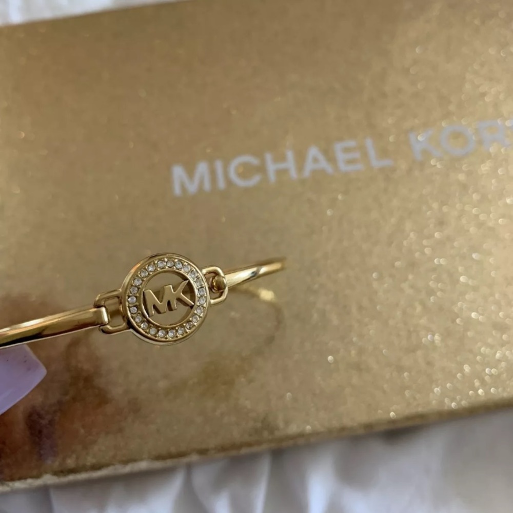 MICHAEL KORS Women MK Logo Gold Bracelet