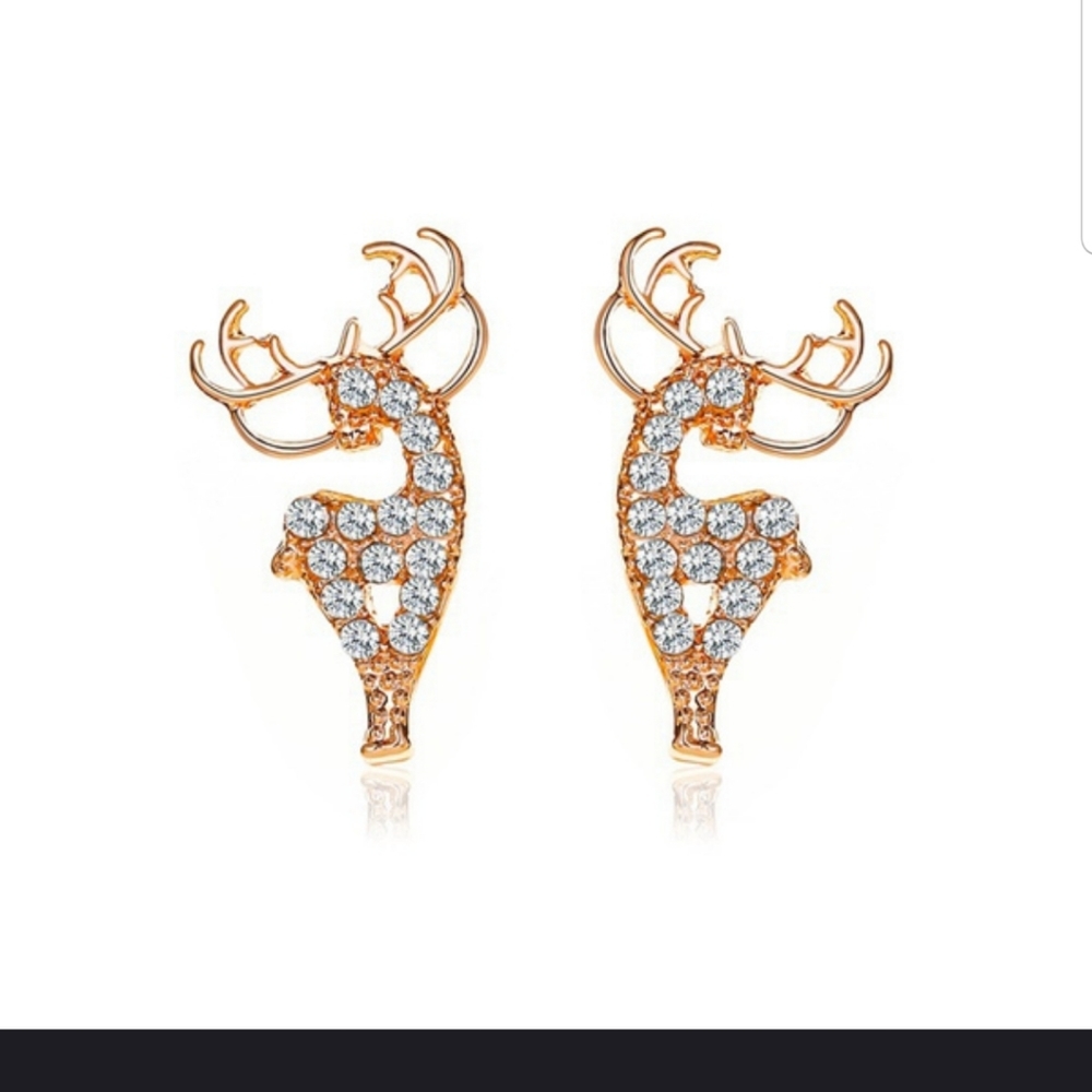 🦌🦌Gorgeous Rose Gold plated Reindeer earrings