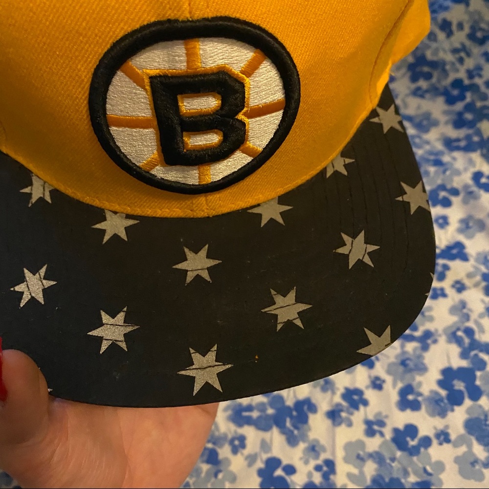 Bruins Snapback - Picture 2 of 4