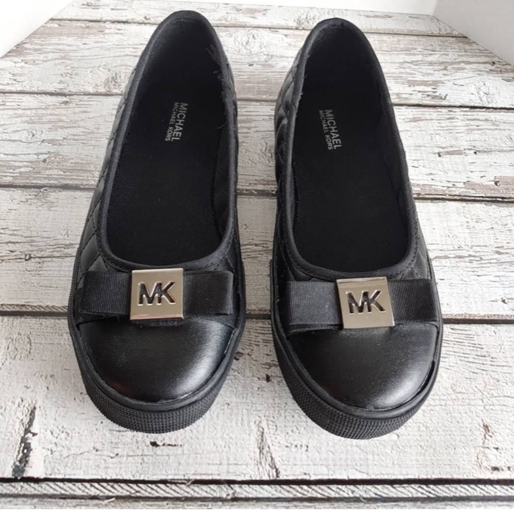 Michael Kors  Flats - Picture 2 of 7