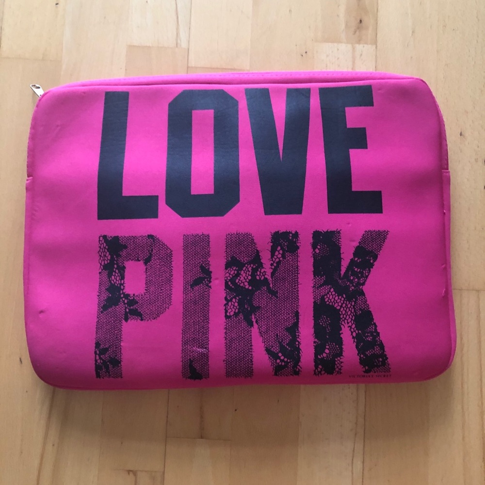 Love PINK laptop case