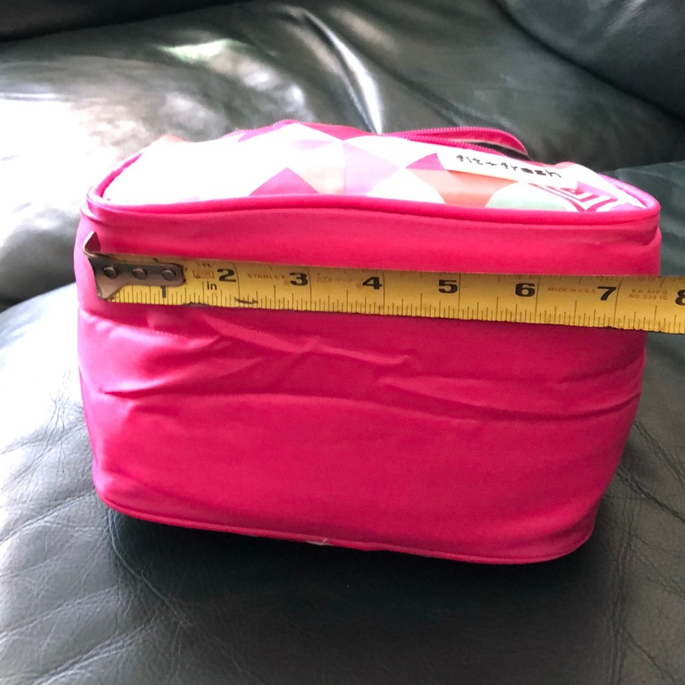 NWT. Fit+fresh small lunch bag. - Picture 7 of 8