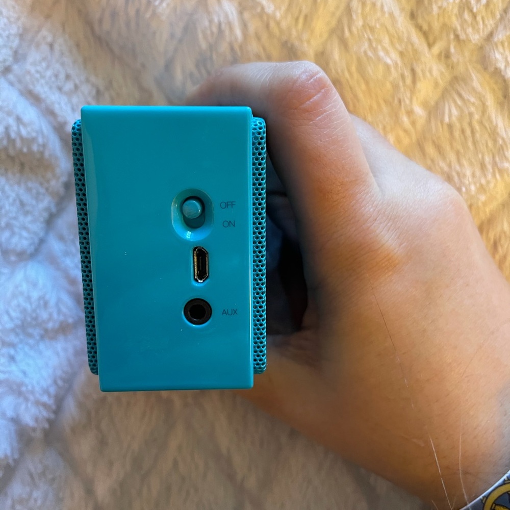 Bluetooth speaker - Picture 4 of 6
