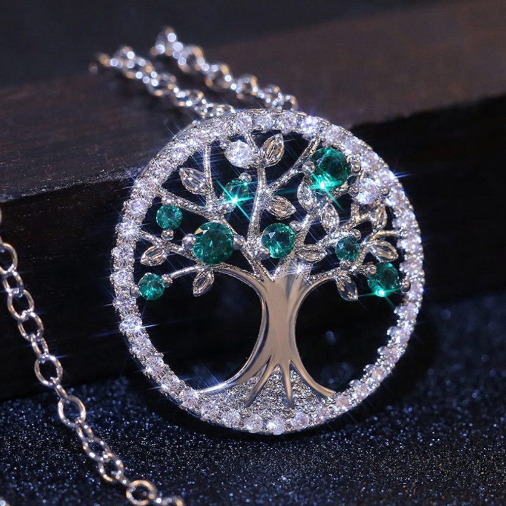 NEW Silver Diamond Tree Of Life Circle Necklace