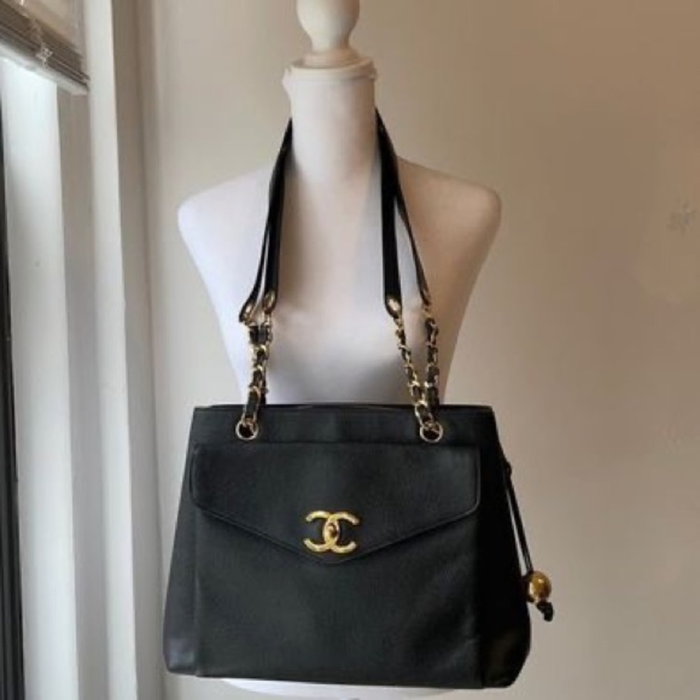 Chanel Vintage Black Caviar Front Flap Shoulder Bag
