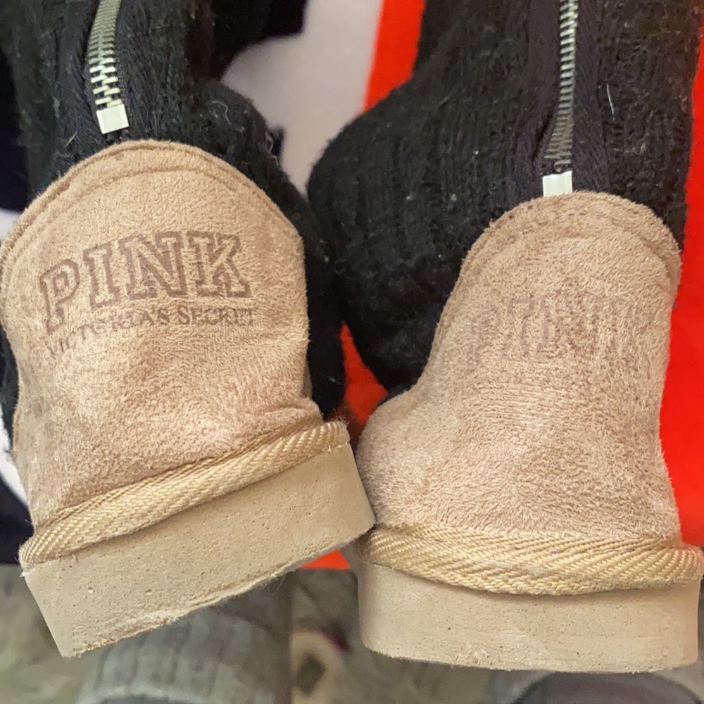 Medium/7-7.5 VSPINK MUKLUKS W/Cheetah fur🥰 - Picture 6 of 7