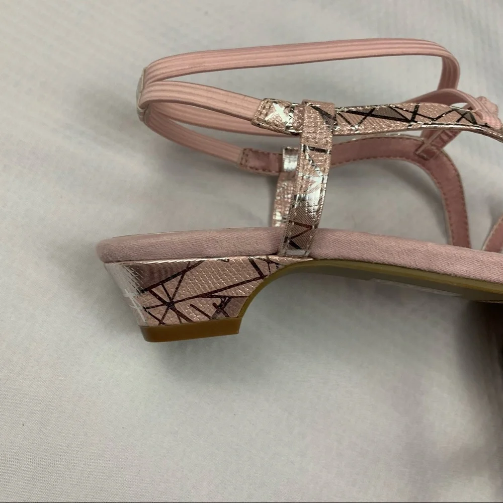 Ann Marino low dress heels - Picture 13 of 15