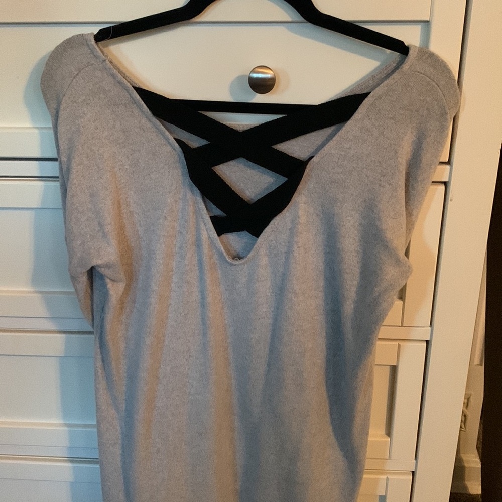 Gray soft sweater - Picture 2 of 2