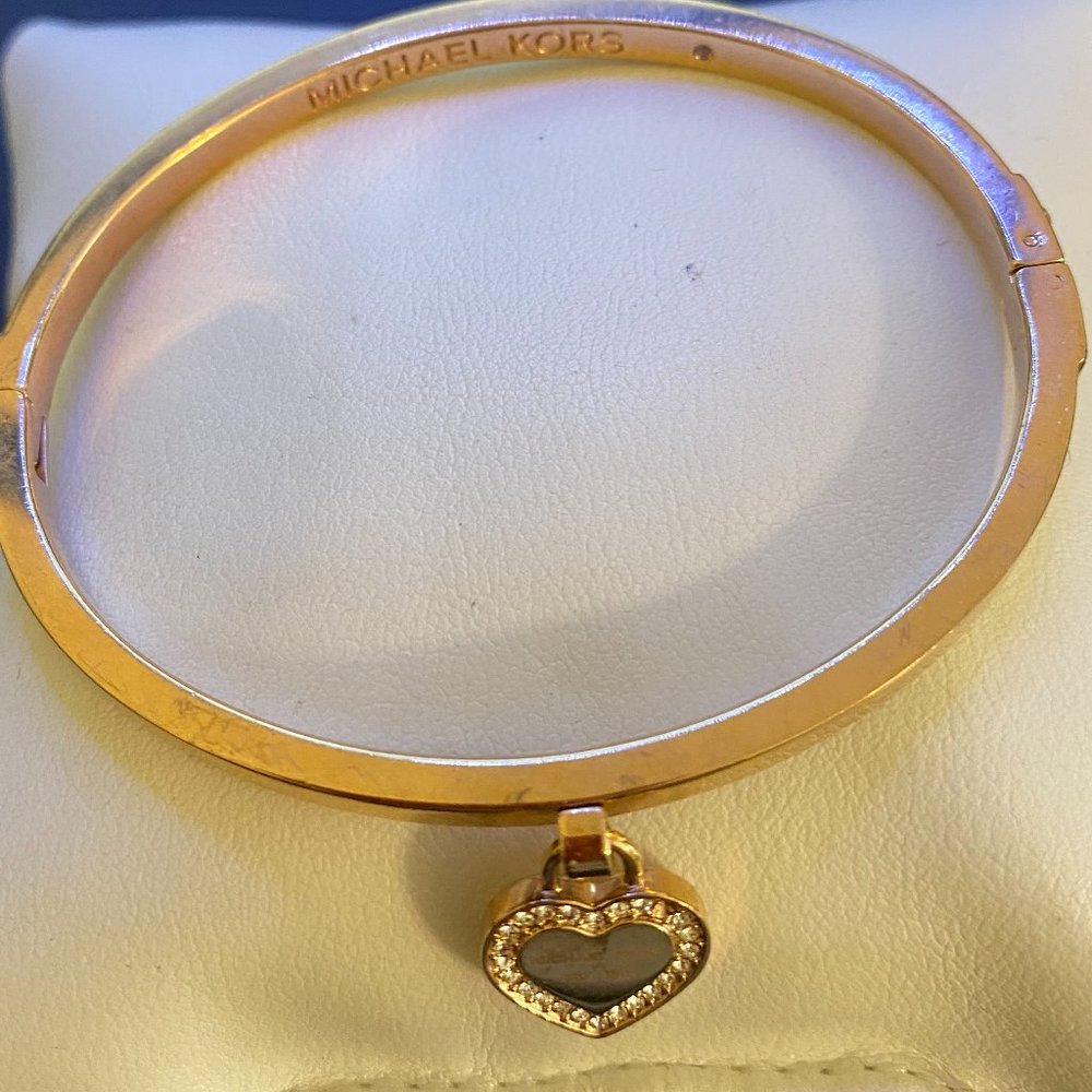 MICHAEL KORS Gold-Tone Bangle with MK Heart Charm