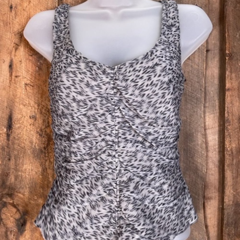 Armani Collezioni Fitted Silk Top - Size 6 - Picture 2 of 13
