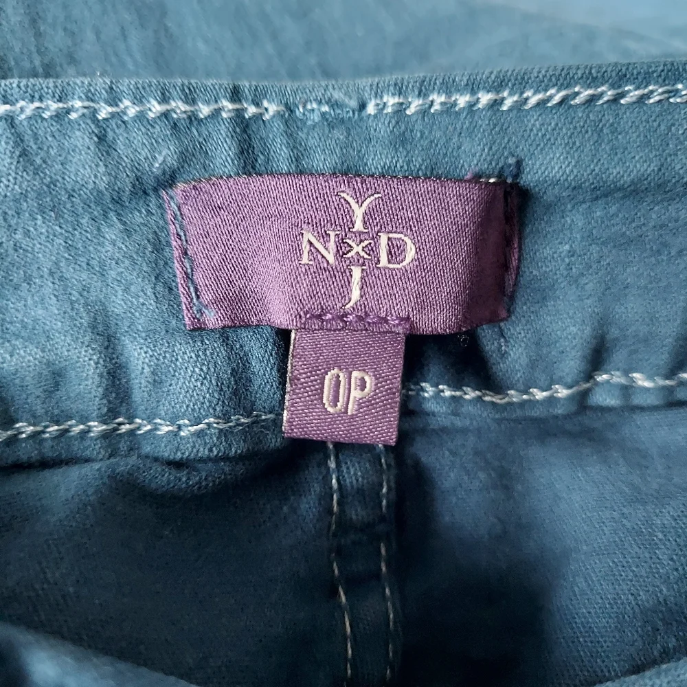 NYDJ Straight Leg Jeans - Picture 2 of 7
