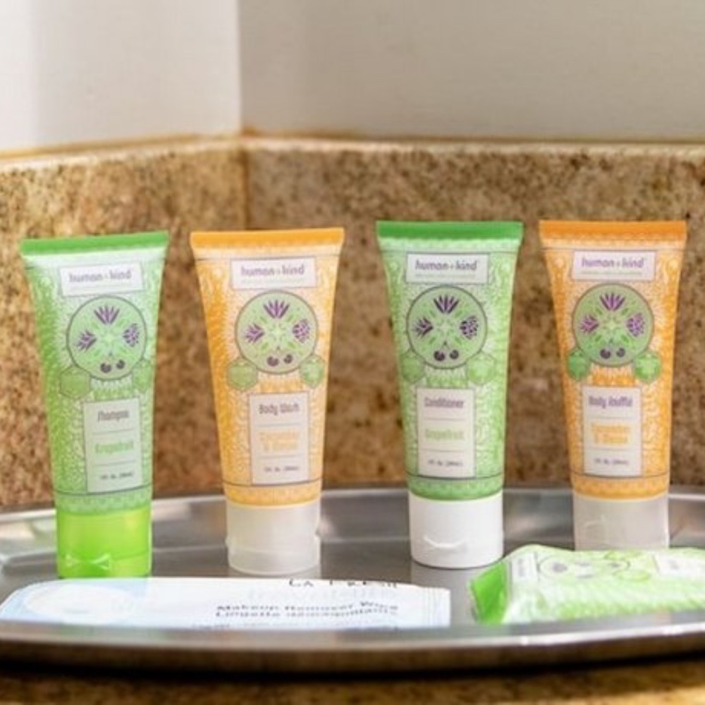 human + kind Shampoo Conditioner Body Wash Body Souffle Facial Soap Body Soap