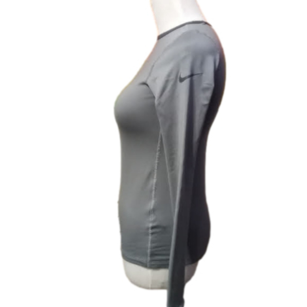 Nike pro long sleeve athletic top - Picture 6 of 6