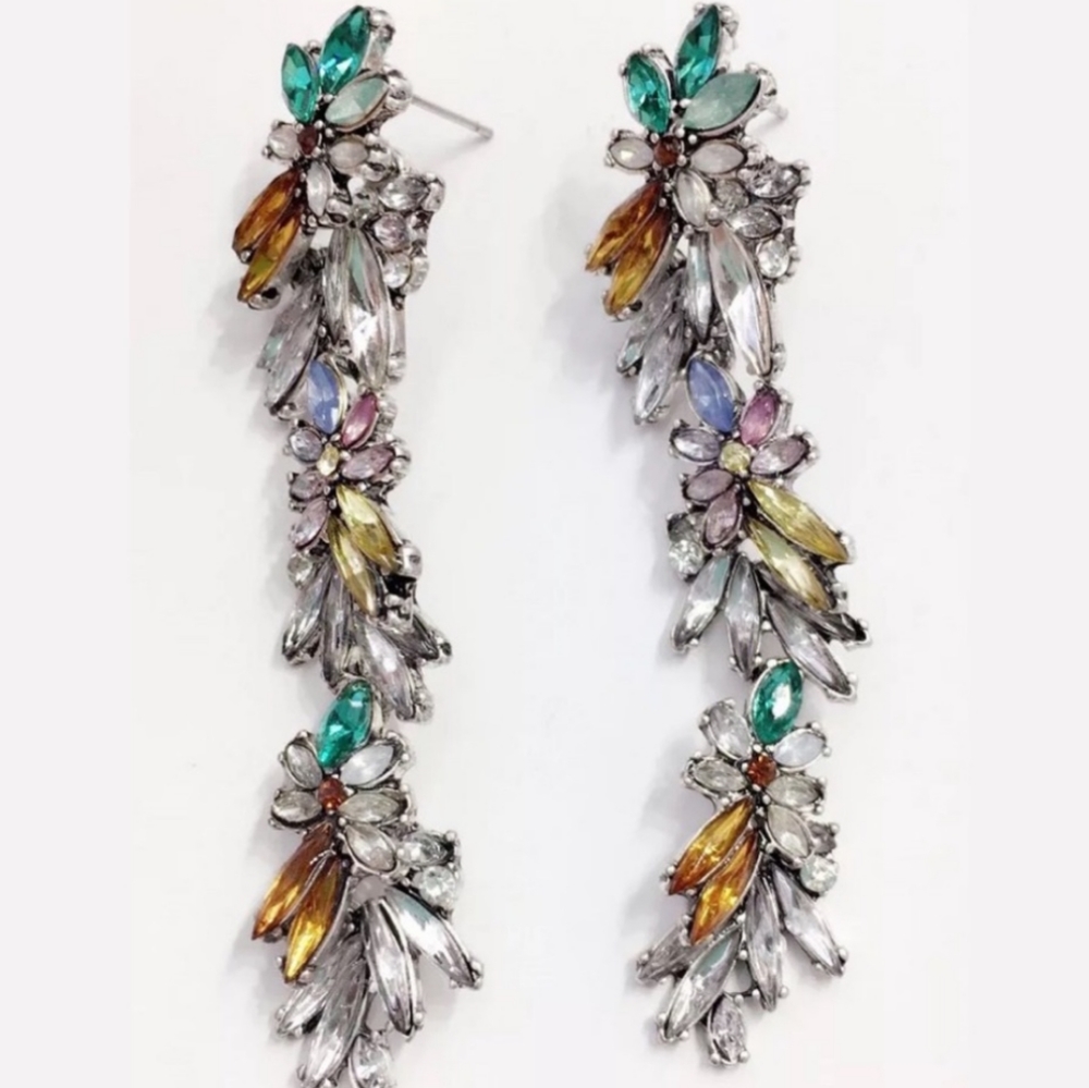 NWT💎 Betsey Johnson Multi Color Gem Dangle