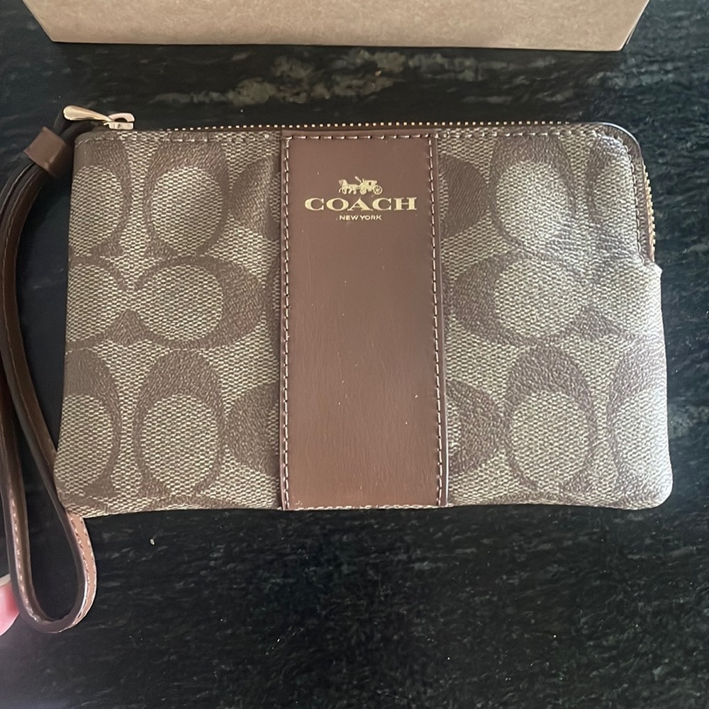 Coach wristlet new with box