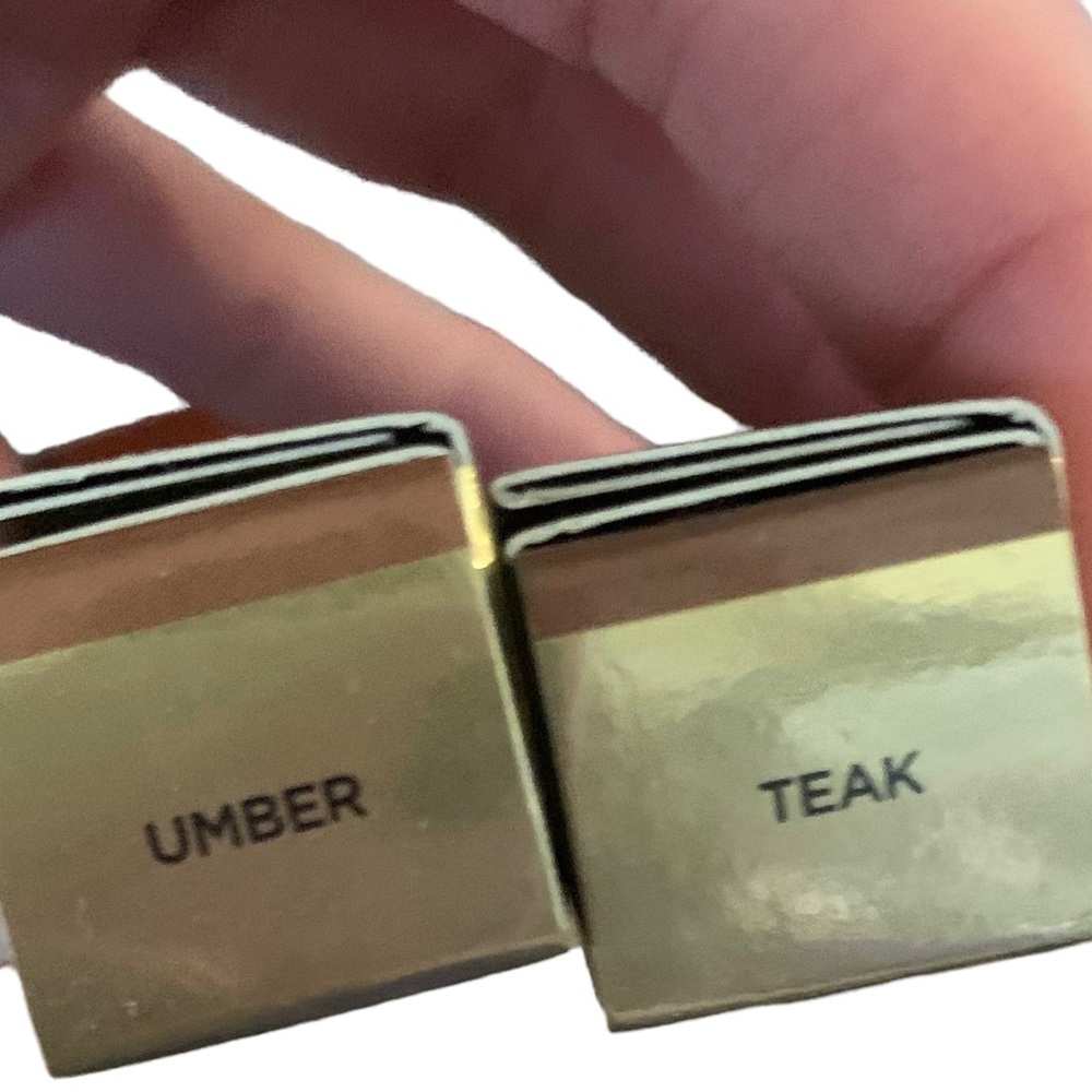 HOURGLASS Vanish Airbrush Concealer Umber or Teak NIB - Picture 3 of 6