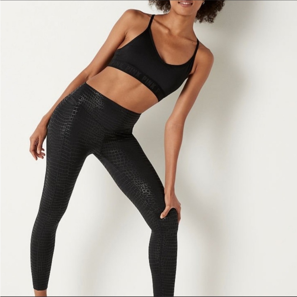 Victoria’s Secret Pink Ultimate V High-Waist Leggings