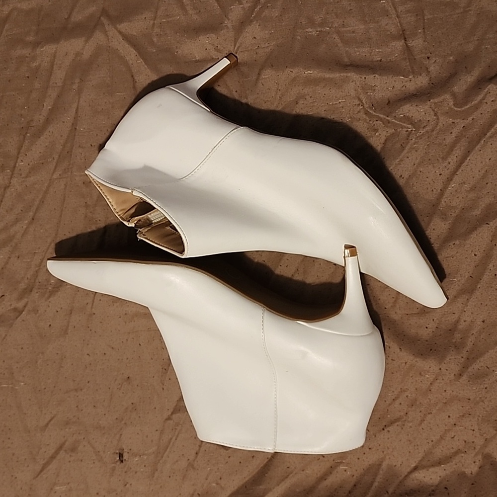 No Brand Boots (S27)