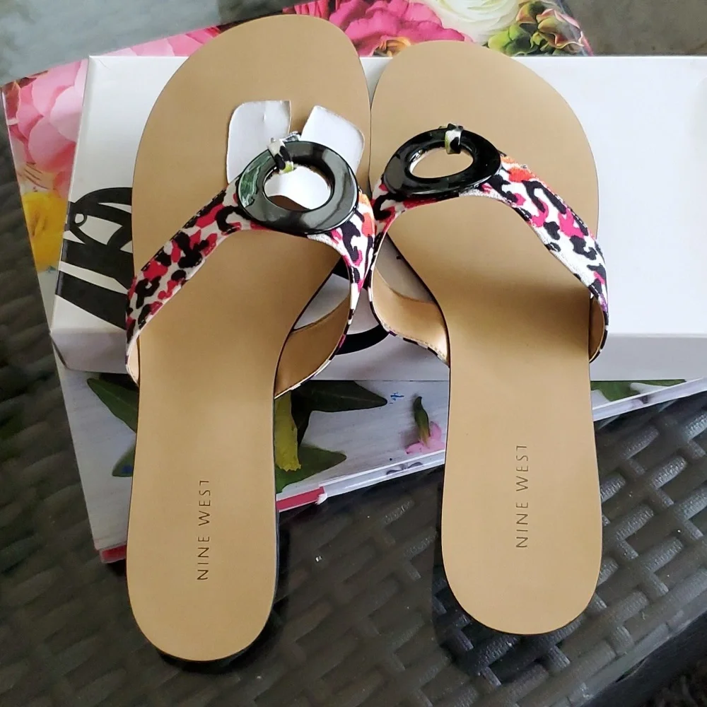 NEW IN BOX, NINE WEST SANDALS - Picture 6 of 6