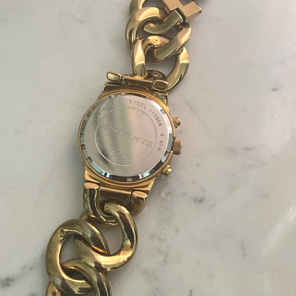 Michael Kors twisted chain Watch - Picture 11 of 14