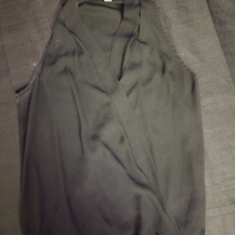 Forever 21 Cropped Sleeveless Top Size S NWOT - Picture 3 of 4