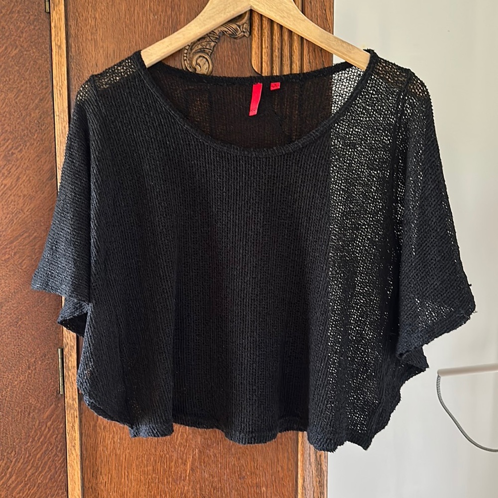 5/48 Loose Weave Top Saks Size Small