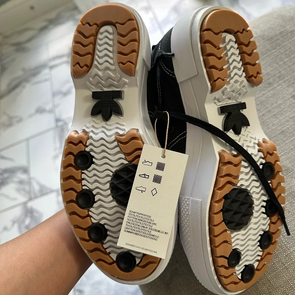 NNW Adidas Nissa Trek - Picture 5 of 5