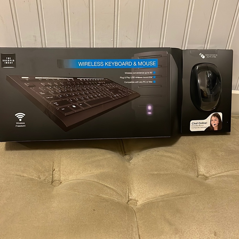Sharper Image wireless keyboard and mouse