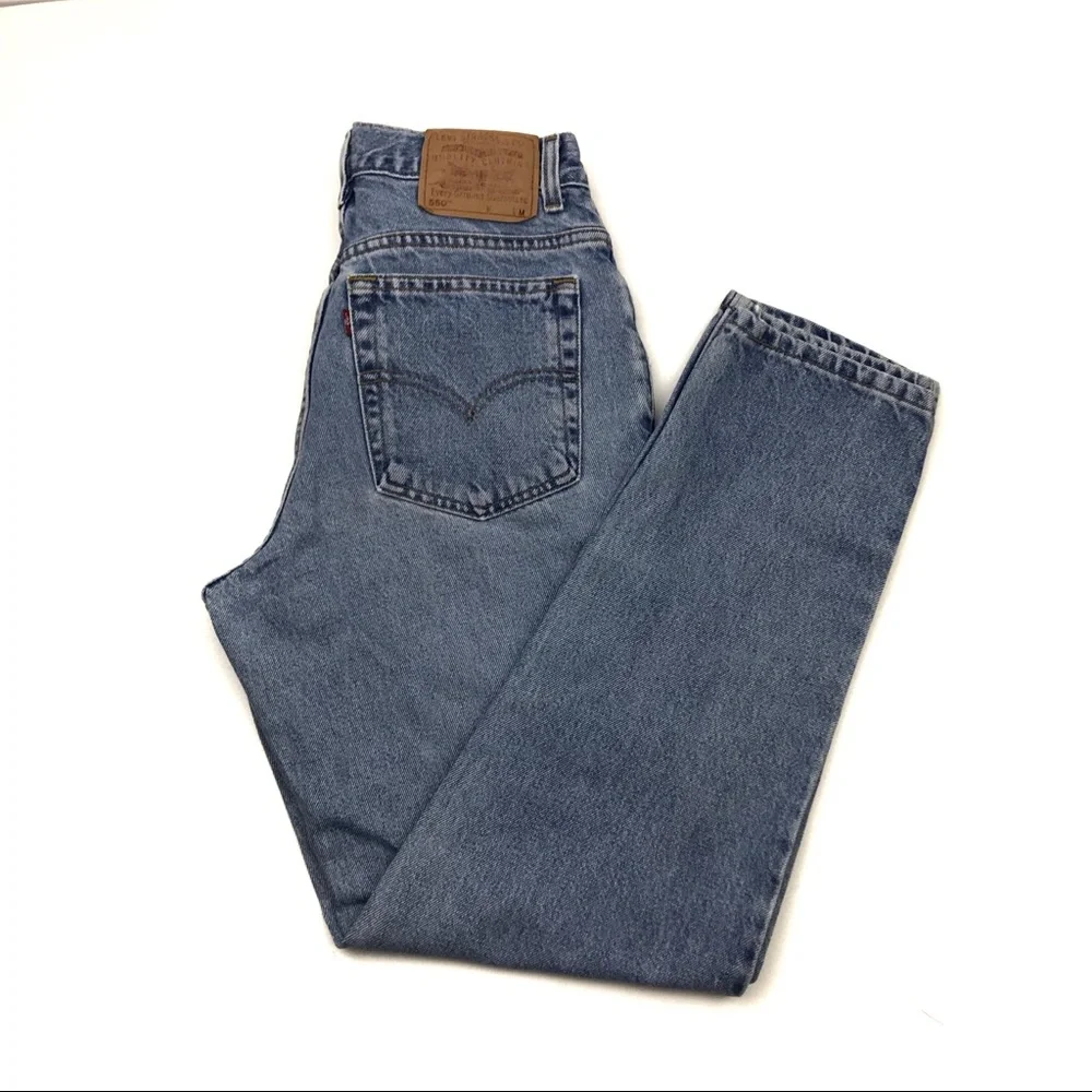 Vintage Levi’s High Waist wedgie fit Jeans - Picture 4 of 8
