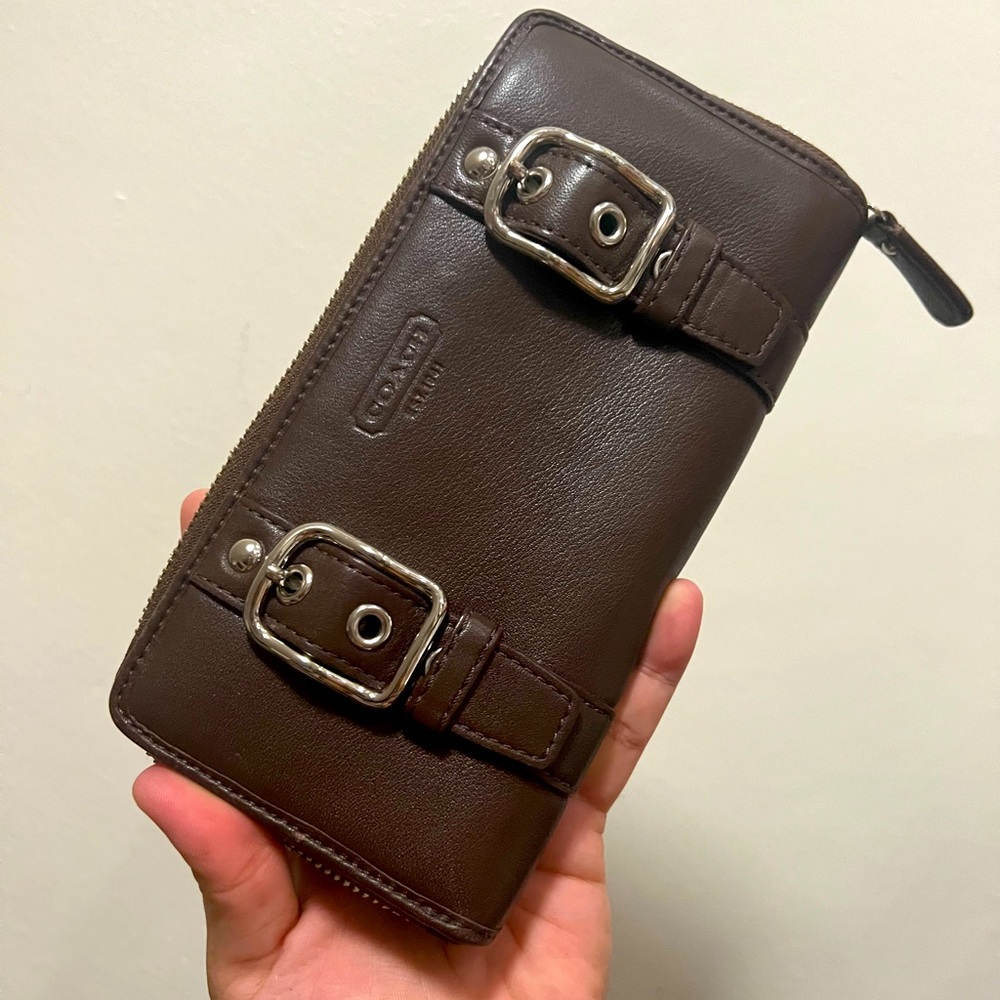 Coach Chocolate Brown Leather Long Wallet. Silver Double Buckle Details. EUC