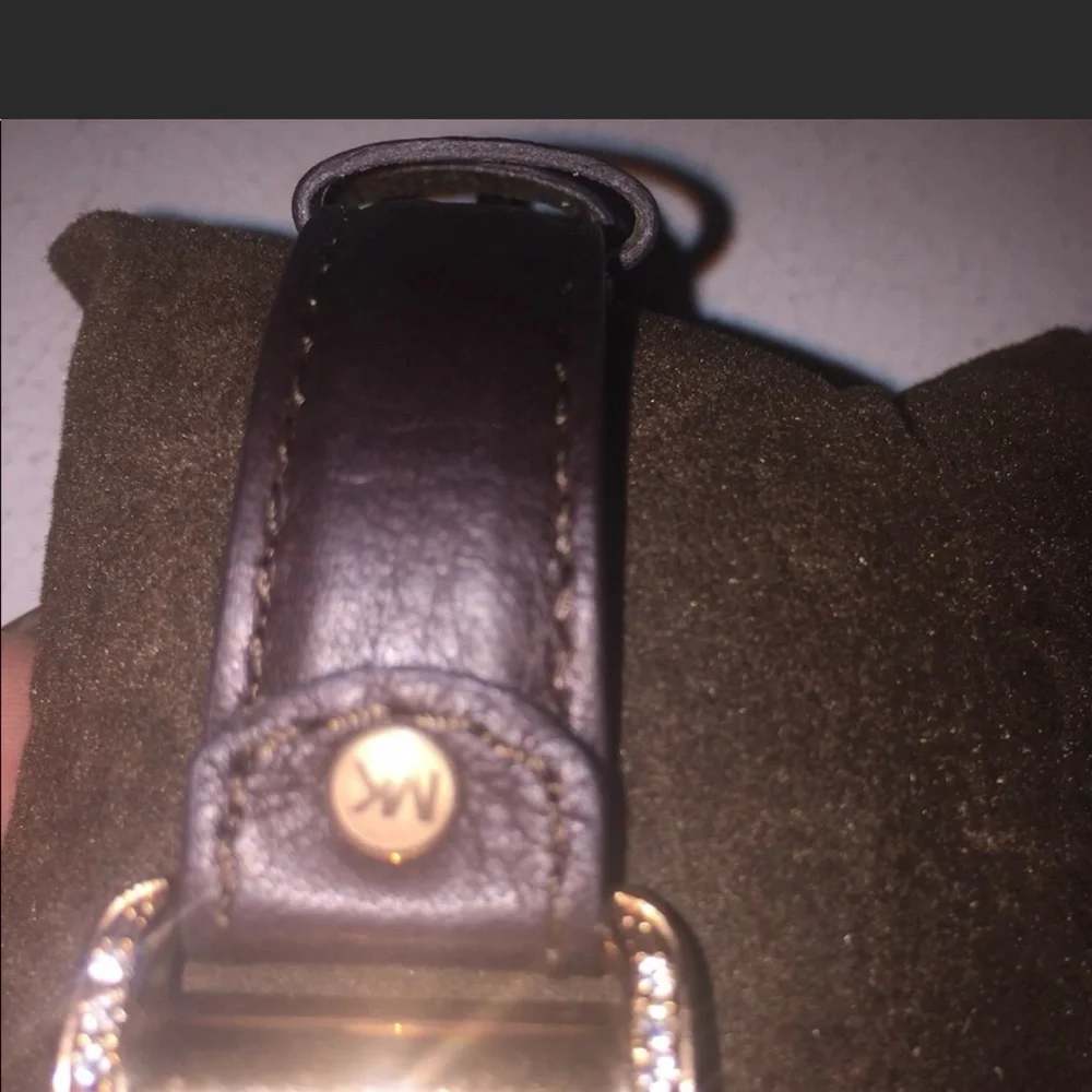 Michael Kors Calfskin leather watch - Picture 5 of 8