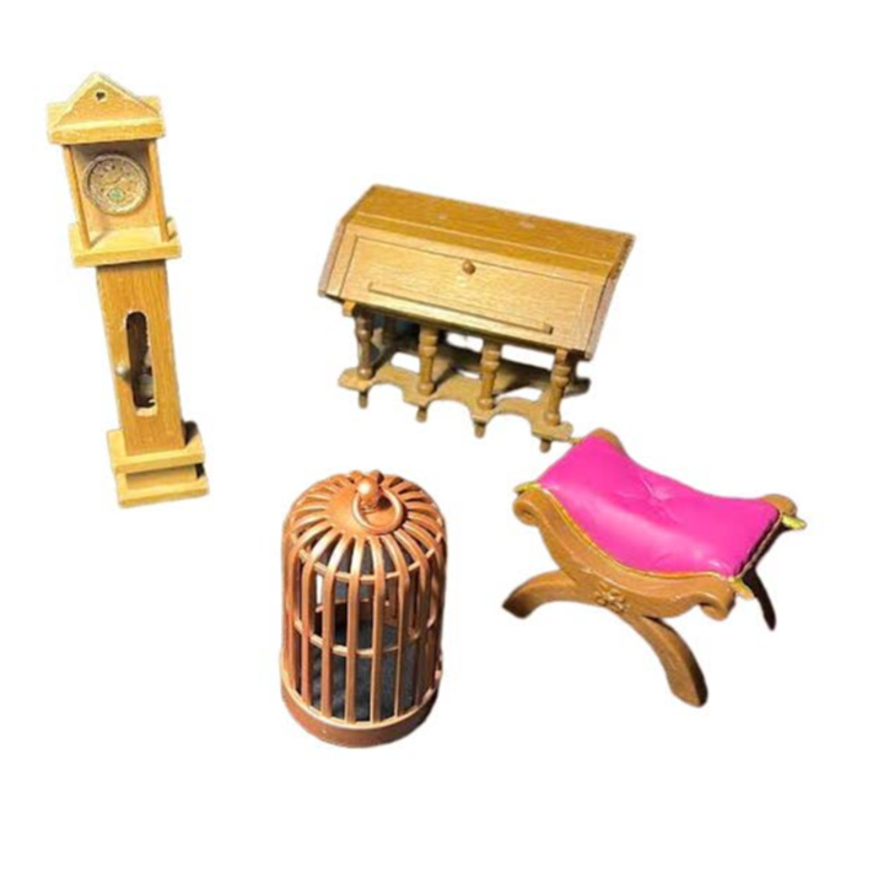 Lot Of 4 Vintage Doll Furniture