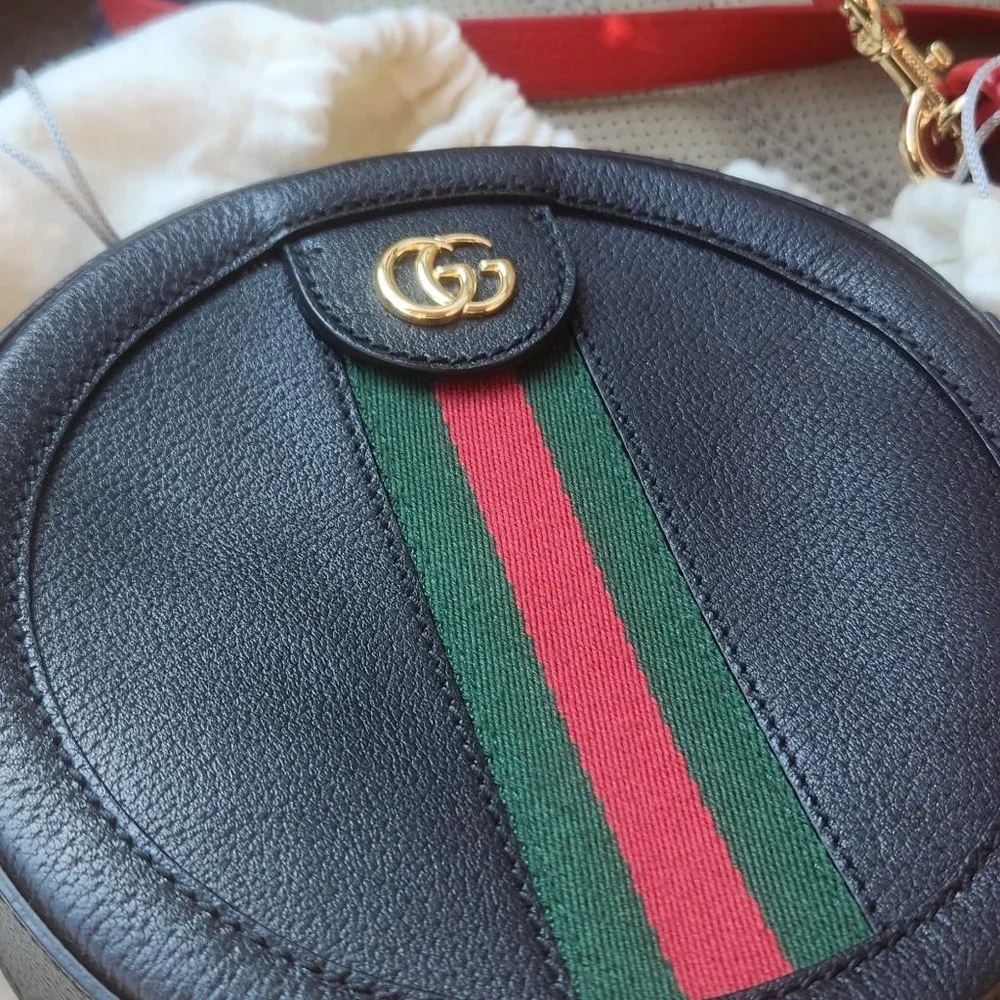 Gucci Crossbody - Picture 2 of 11