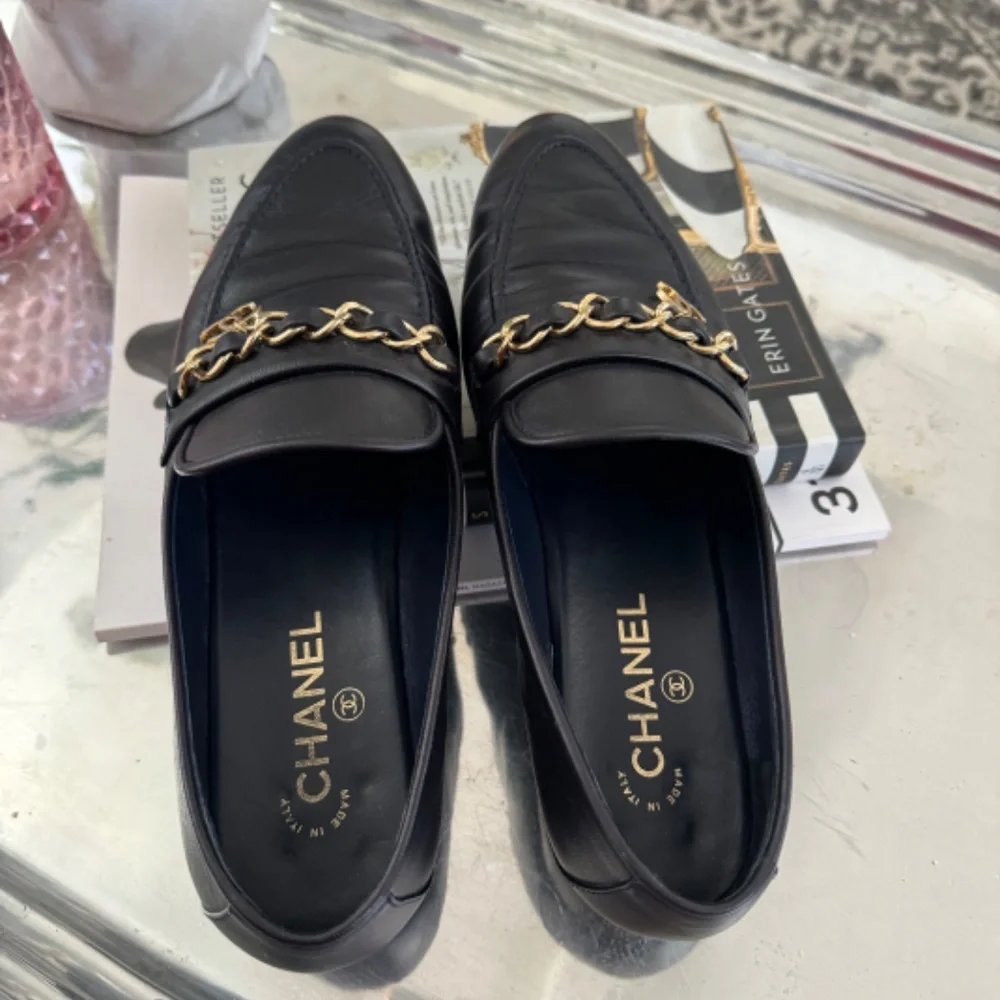 Chanel black leather loafers - Picture 3 of 12