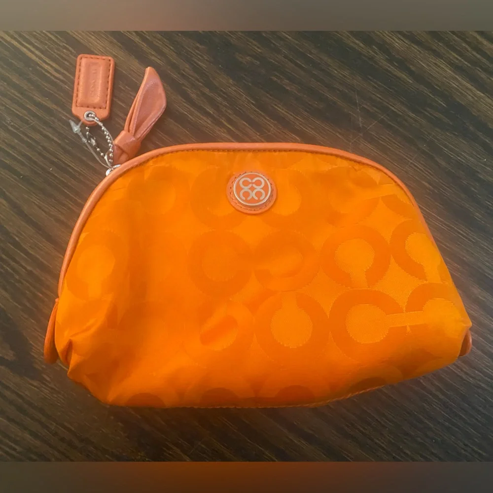 Coach logo nylon pouch - Picture 1 of 2