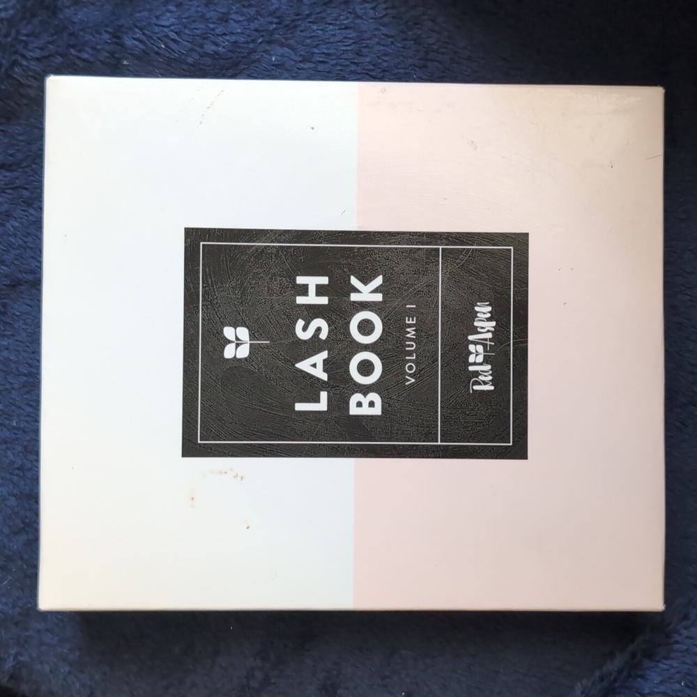 Red Aspen Lash Book