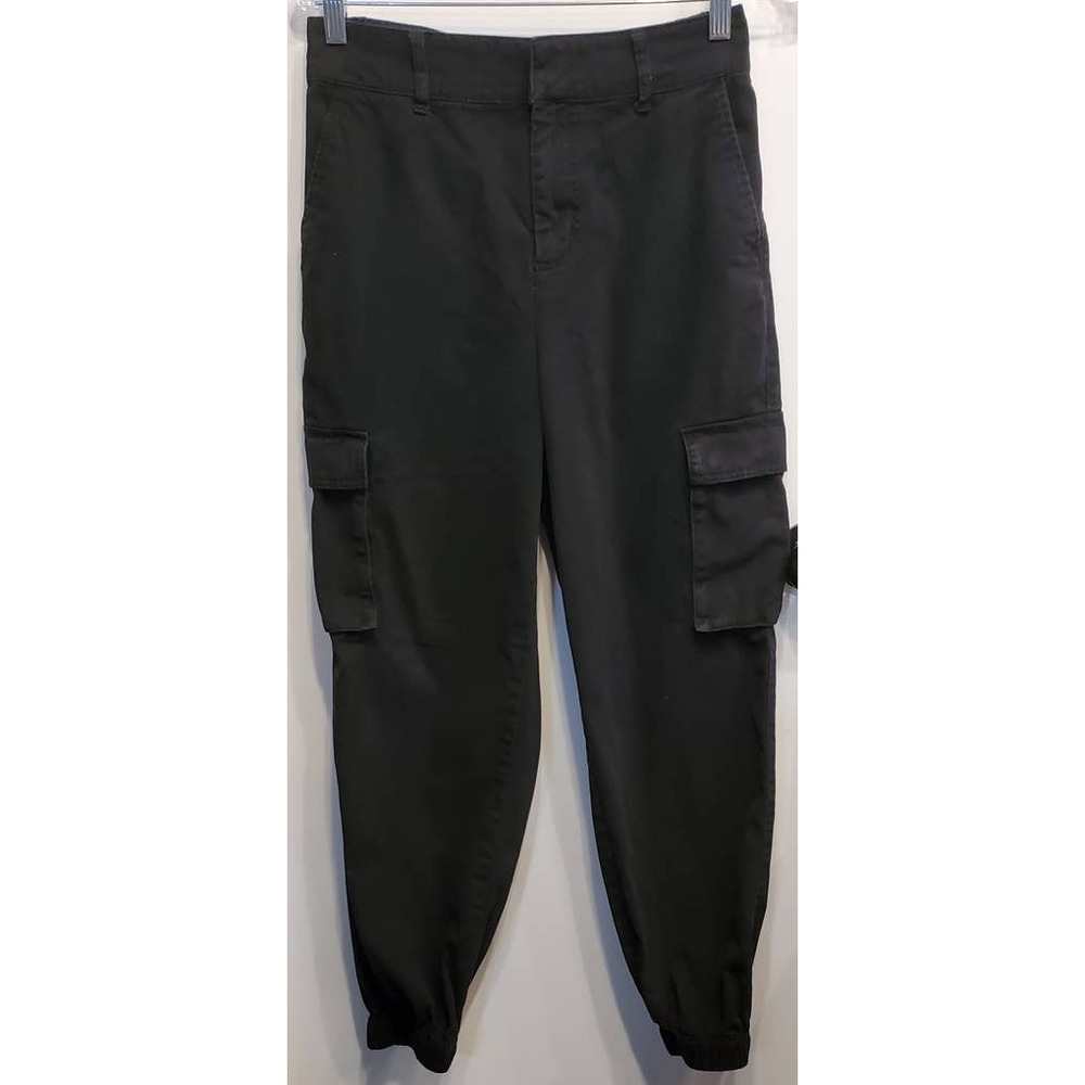 Forever 21 Black Cargo Style Jogger Pants Size Medium