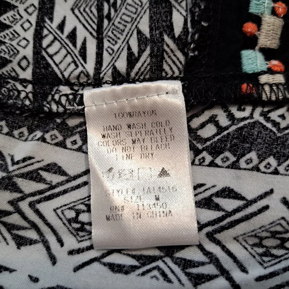 Lulumari Boho Embroidery Tank Top Size M Print Tribal Multicolor Great Condition - Picture 10 of 13